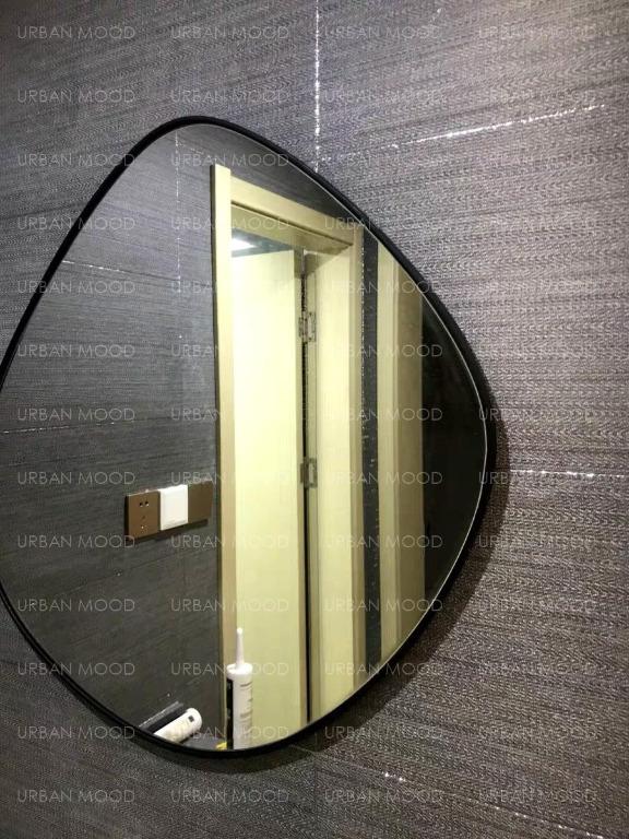 GRACIA Accent Wall Mirror