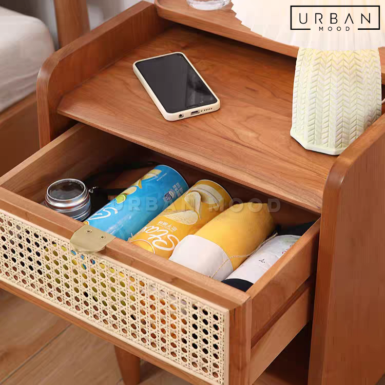 SPOTTY Rustic Rattan Side Table