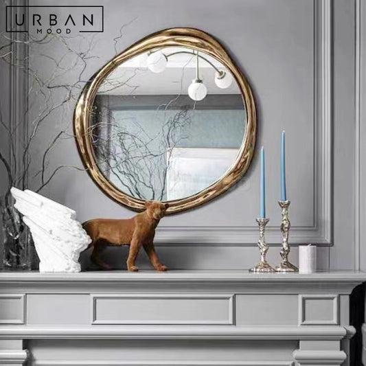 AMORA Classic Wall Mirror