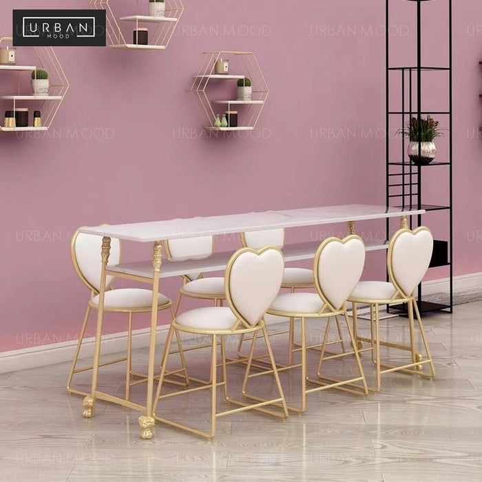 EVANDE Romantic Marble Dining Table