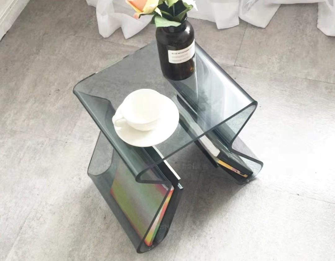 KLIP Acrylic Side Table