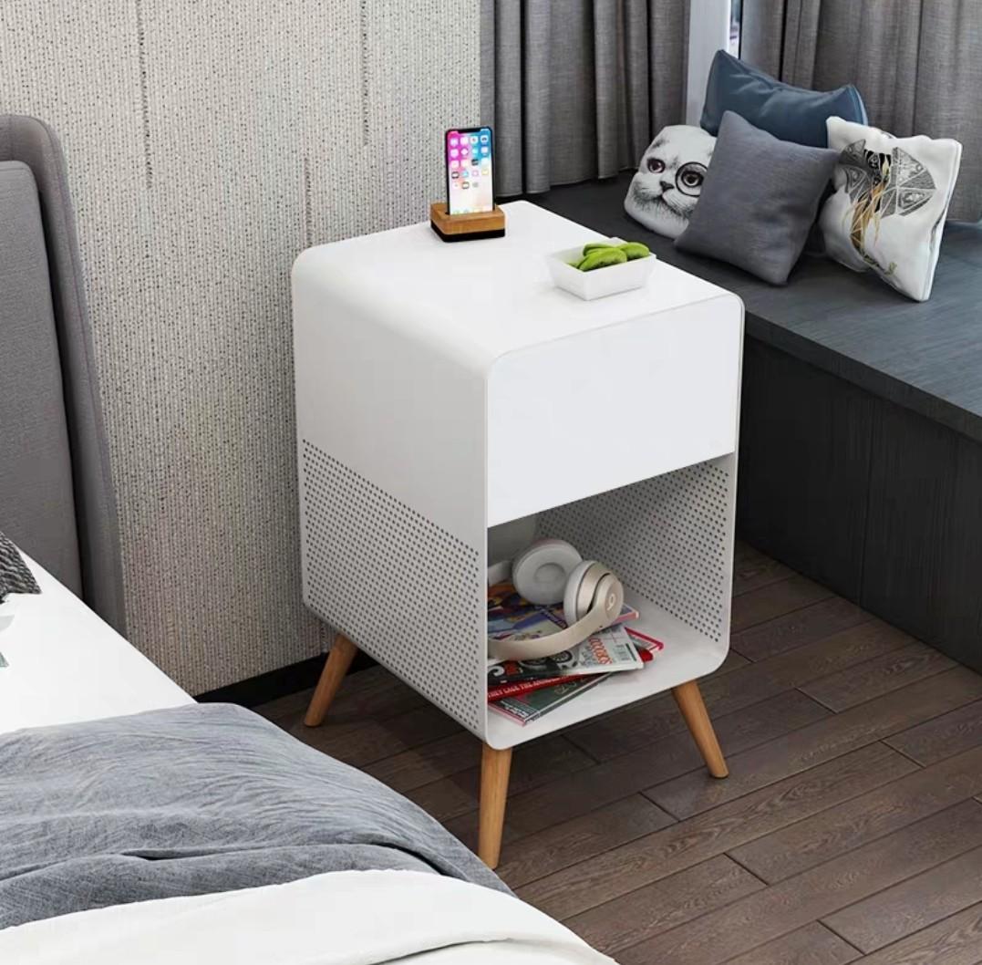 PIERRE Scandinavian Side Table