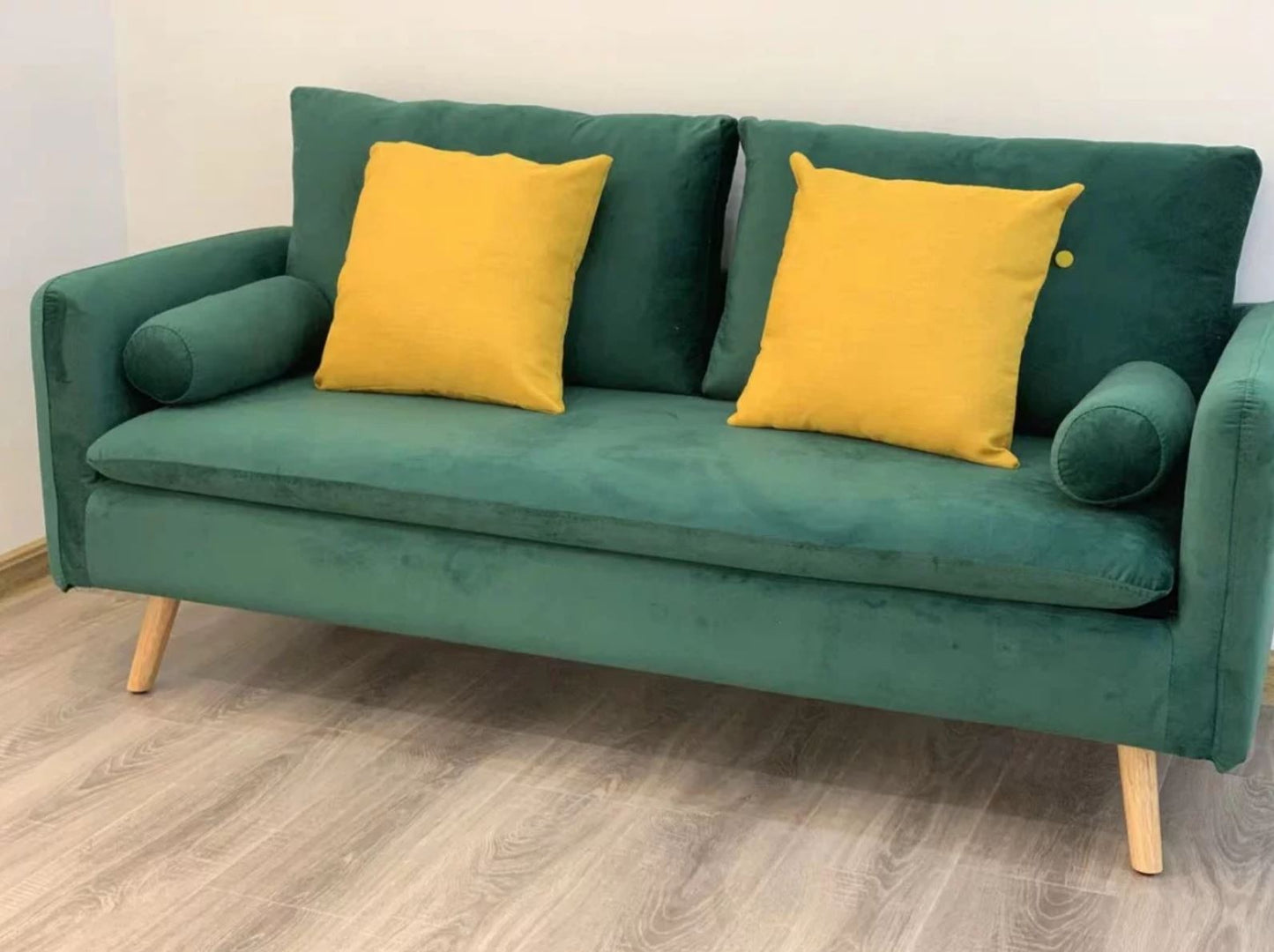 PIXIE Tuft Button Velvet Sofa