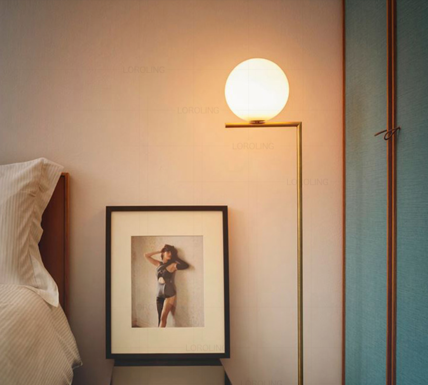 NOBLE Full Moon Contemporary LED Table Lamp