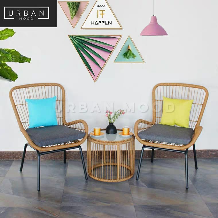 WAYNE Rattan Outdoor Table And Chairs